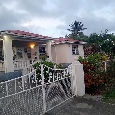 Chandler Homestay Saint Phillip Exterior foto